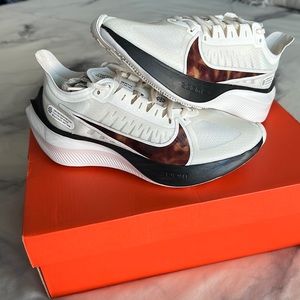 Nike Zoom Gravity